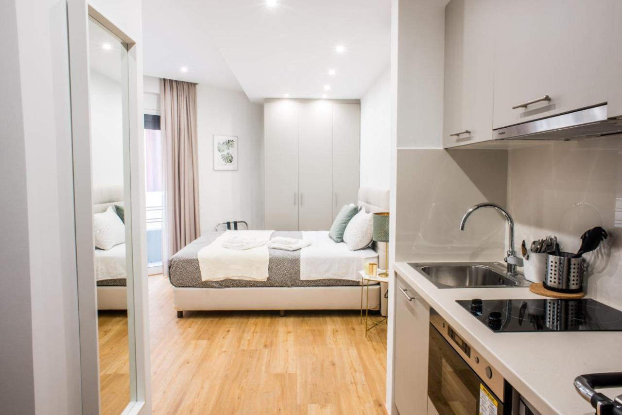 A24 Pristine & Sunny Suite Near Plaka & Parthenon Aten Exteriör bild
